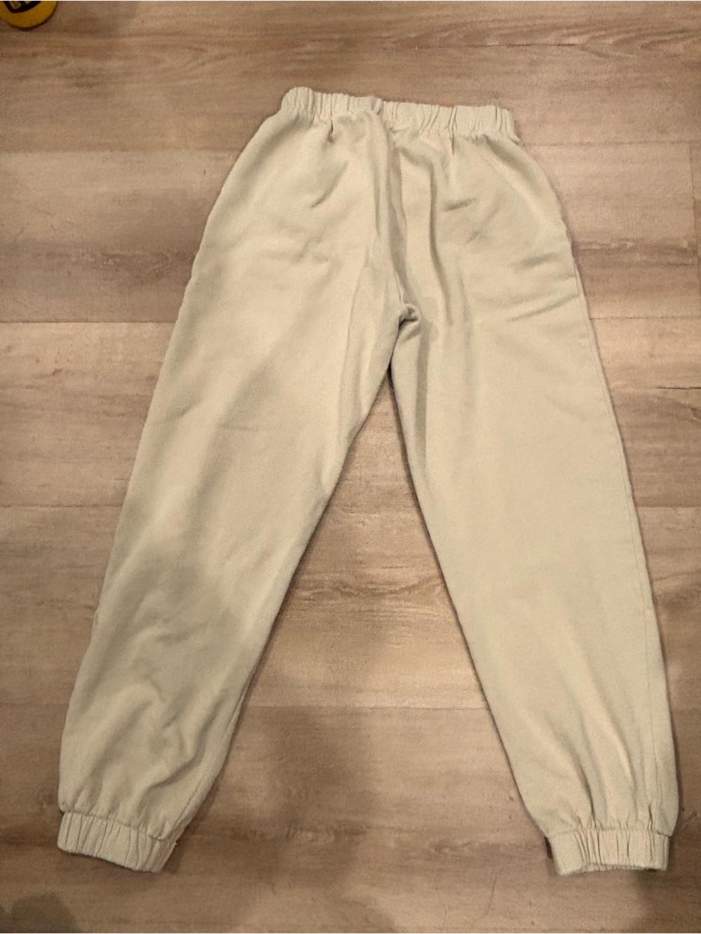 Brandy Melville Sage Sweatpants - Picture 2 of 3
